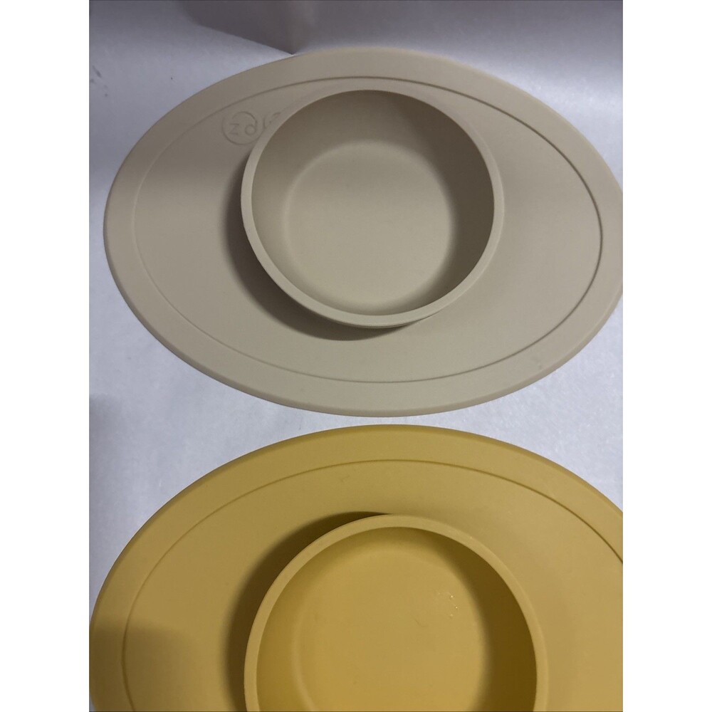 Two The Tiny Bowl  100% Silicone Suction Bowl Cup EZ PZ EZPZ - Picture 3 of 4